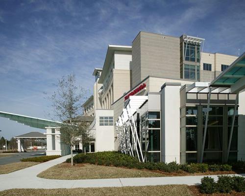 Exterior photo of emergency room entrance and building architecture at Baptist Medical Center South